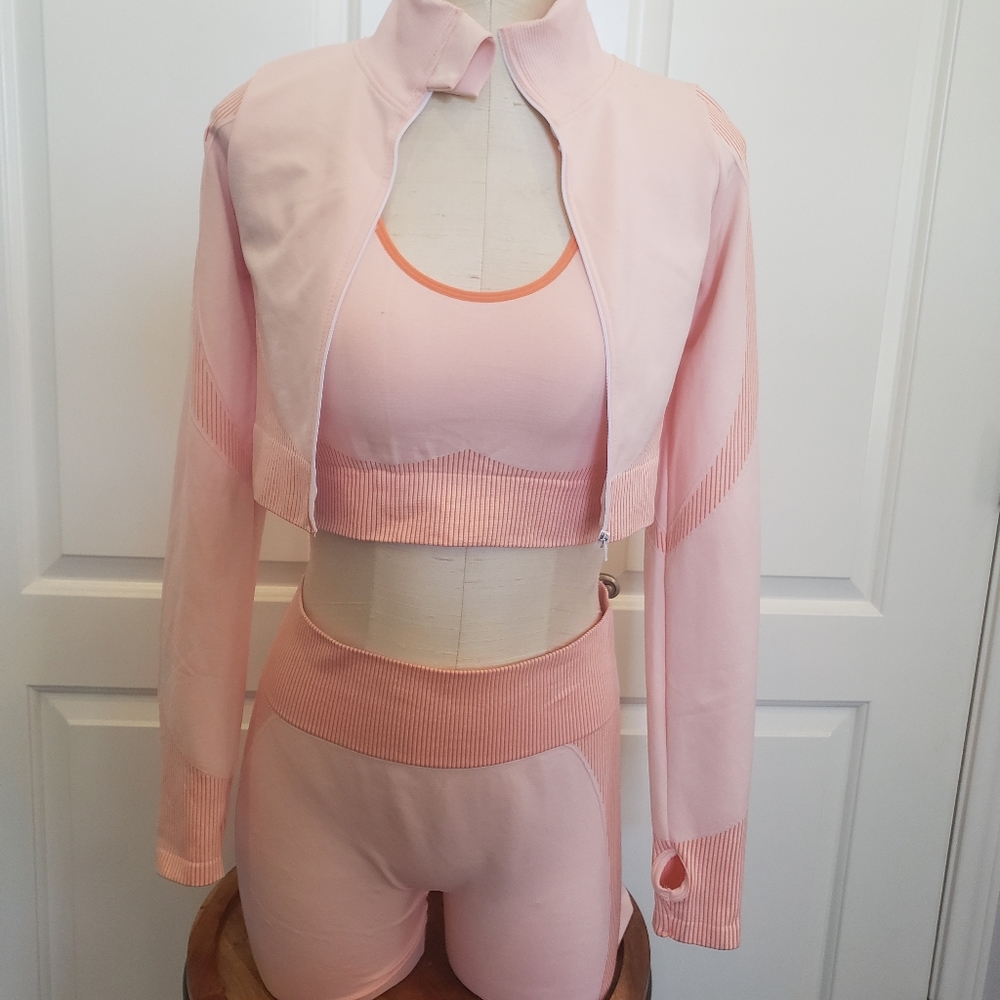 Women Peach Ribbed 3pc Active Set
